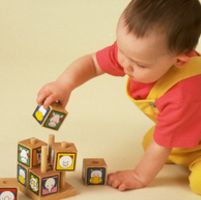 Игрушки в развитии малыша Малыши и материнство